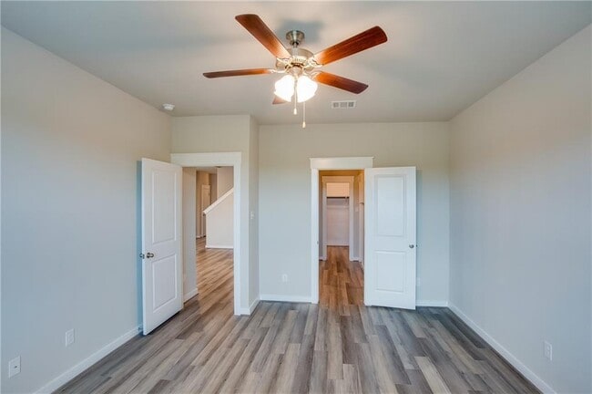 Building Photo - 17404 Bay Skipper Dr