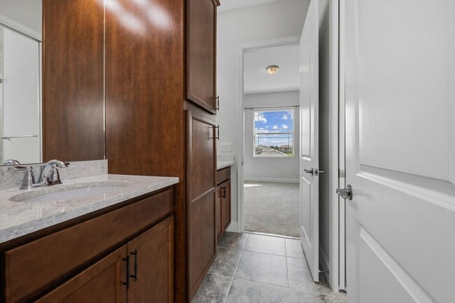 Building Photo - 14971 RedCove Pl