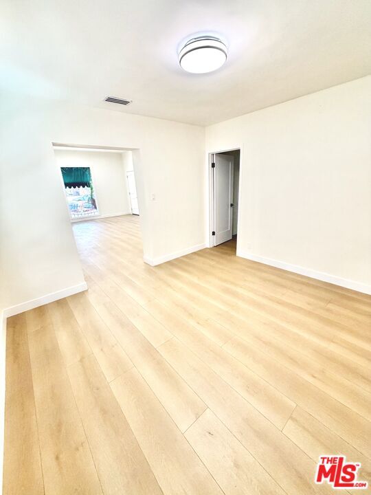 Building Photo - 6132 Whitsett Ave