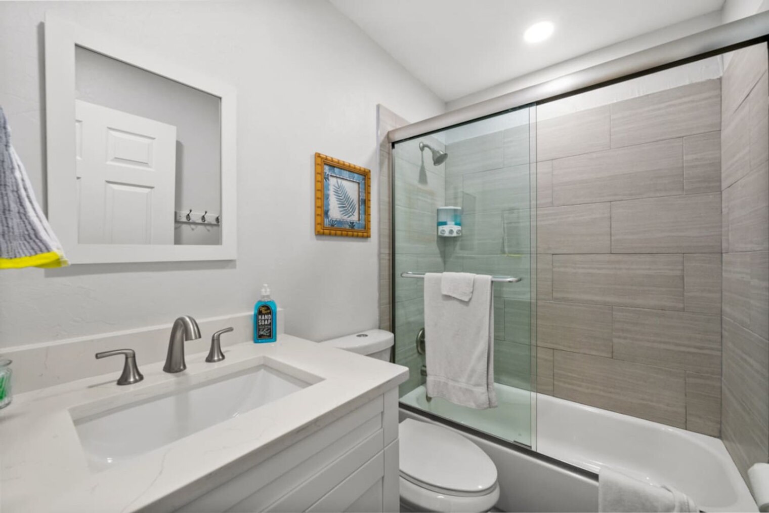 Building Photo - 1019 SE 40th St