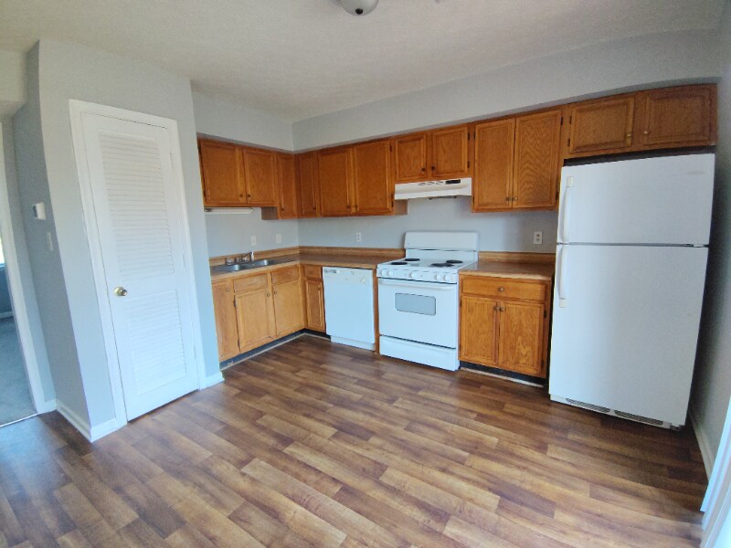 Building Photo - 14 Fonda Dr