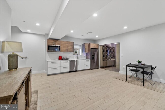 Building Photo - 5310 Dorsett Pl NW