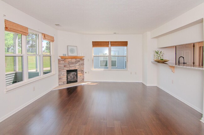 Building Photo - 1704 Weatherstone Dr