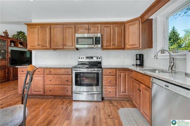 Building Photo - 3157 Grist Mill Rd