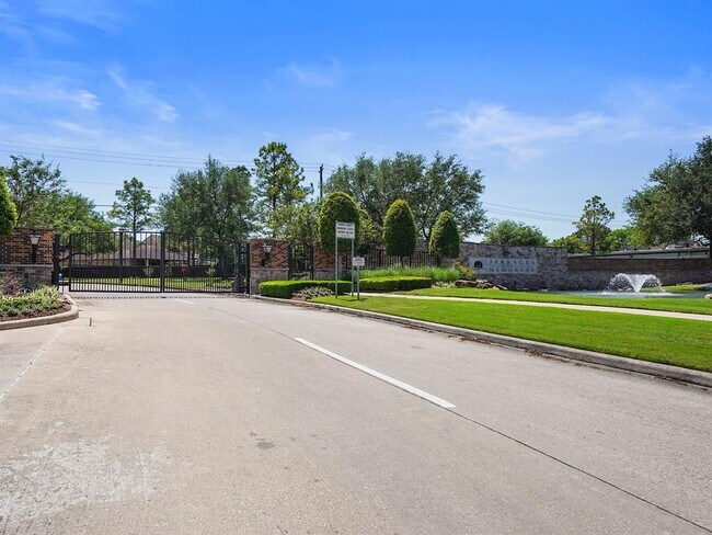 Building Photo - 1235 Glenwood Canyon Ln