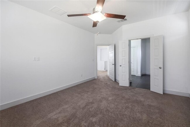 Building Photo - 5809 Swayden Ln