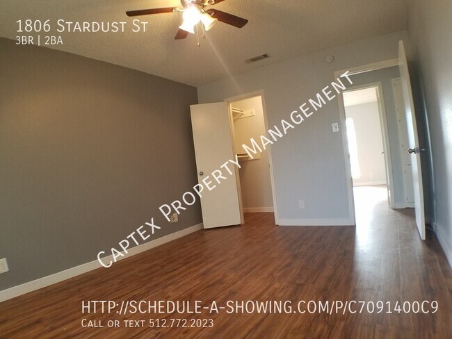 Building Photo - 1806 Stardust St