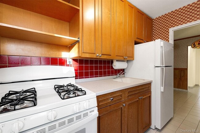 Building Photo - 109-23 71st Rd