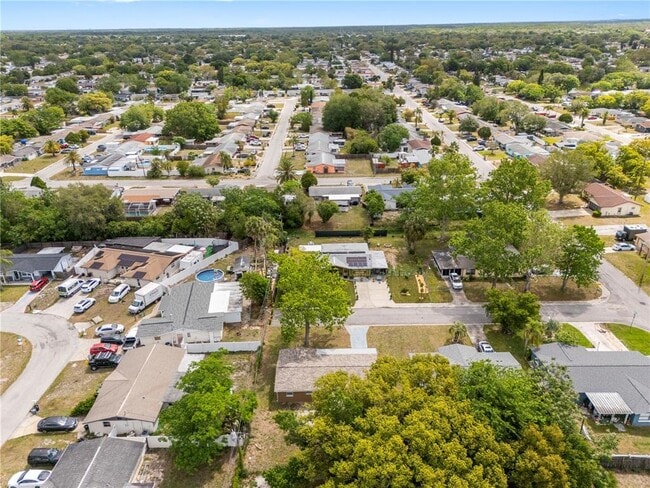 Building Photo - 10803 Hyssop St
