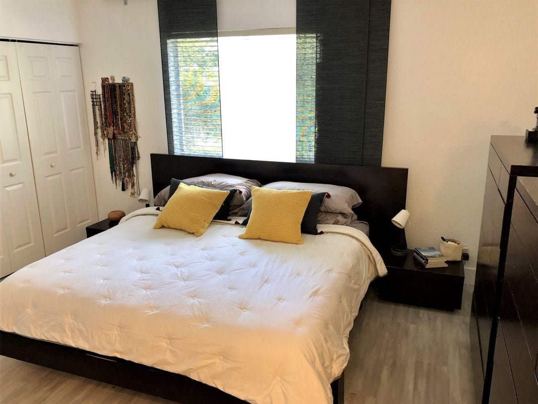 Building Photo - 2233 Ensenada Terrace