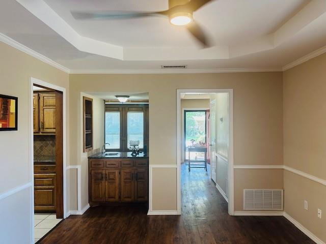 Building Photo - 1515 Brighton Dr