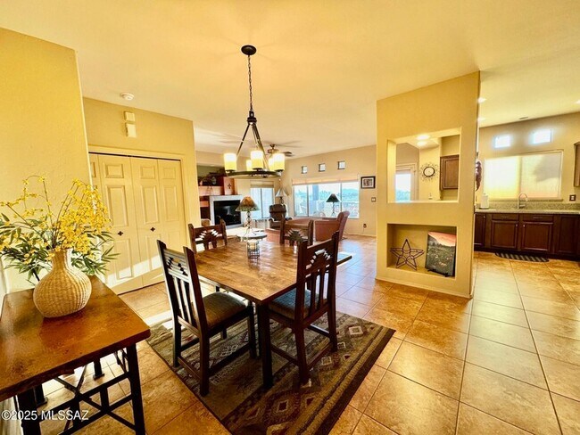 Building Photo - 655 W Vistoso Highlands Dr