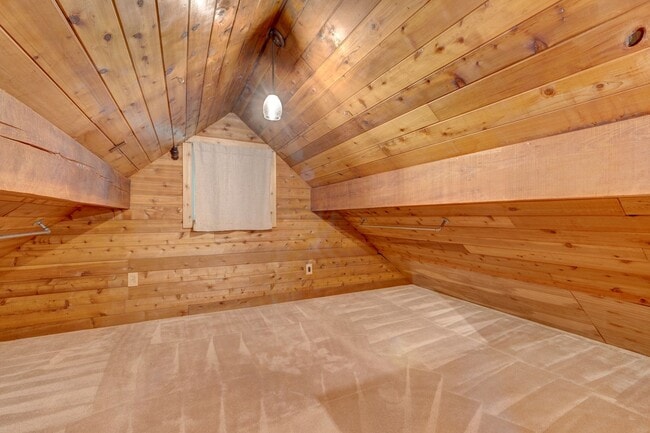 Building Photo - 502 W Ocean View Dr