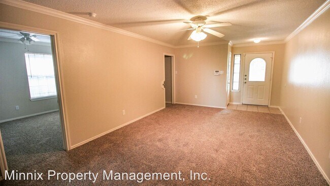 Building Photo - 615 N Elkhart Ave