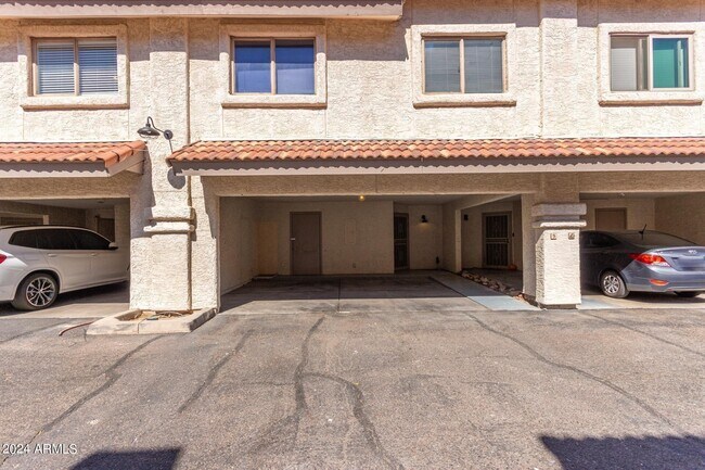 Building Photo - 4328 N 36th St