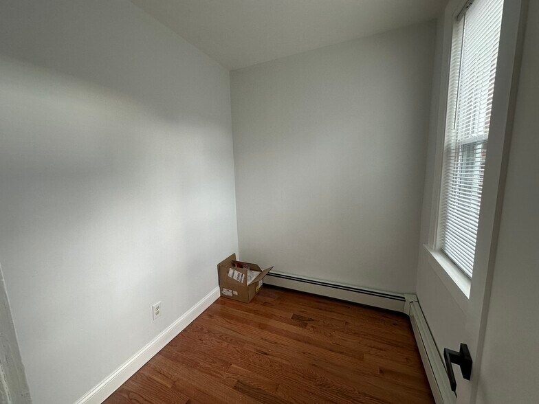 Building Photo - 57 Lubec St