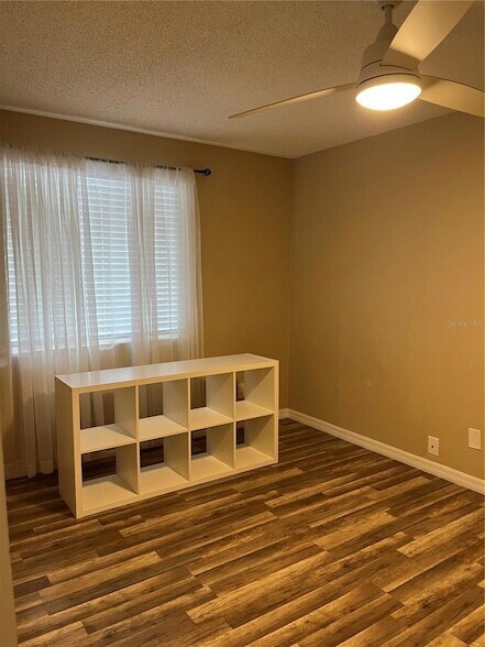 Building Photo - 211 Thorn Tree Place Unit 211