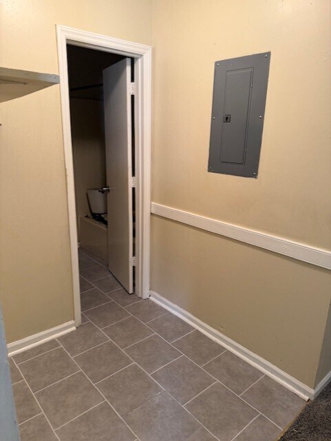 Laundry Area - 836 Western Ave