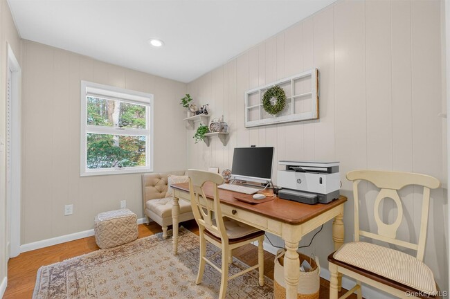 Building Photo - 34 Twin Lakes Rd