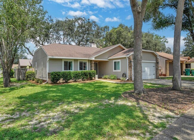 Building Photo - Home in Cedar Ridge
