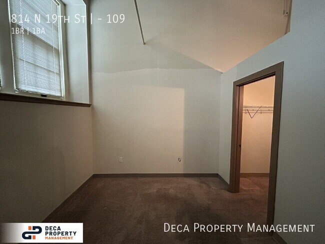 Building Photo - 814 N 19th St