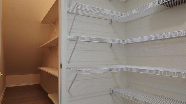 Building Photo - 2208 Ada Ln