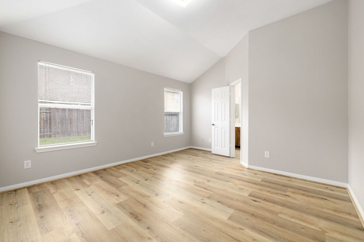 Building Photo - 6002 Fergis Dr