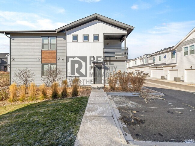 Building Photo - 2296 Setting Sun Dr