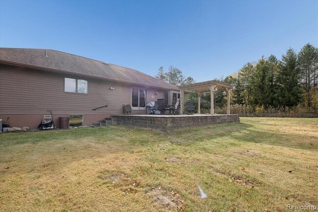 Building Photo - 7700 Trumble Rd