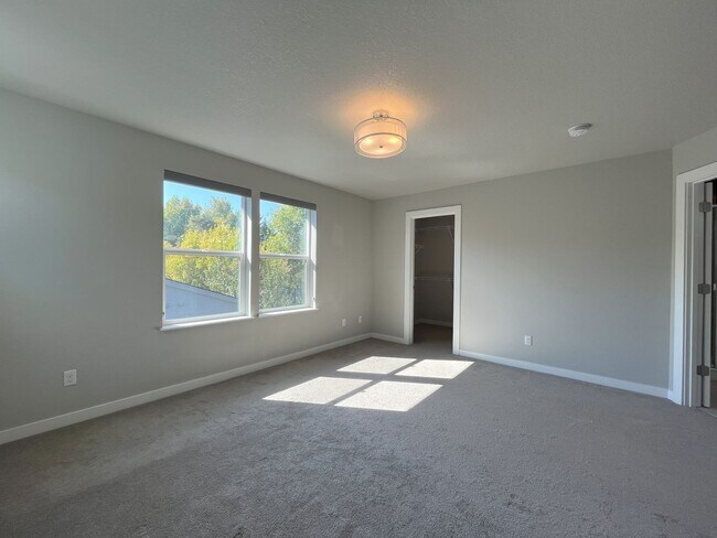 Building Photo - Three-Level Modern Living with Open Floor ...