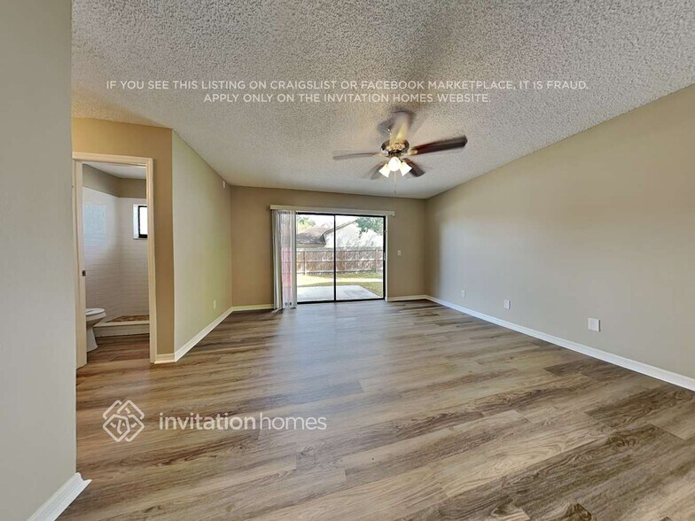 Building Photo - 4110 Yellowwood Dr