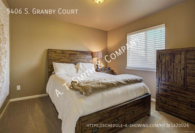 Building Photo - 5406 S Granby Ct