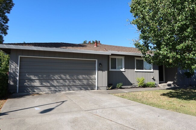 Building Photo - 379 Windward Way