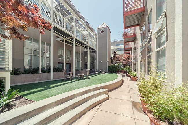Building Photo - 950 Harrison St