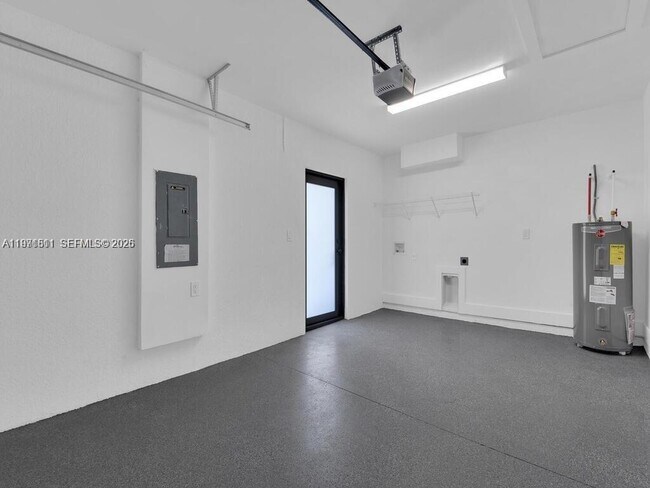 Building Photo - 5119 24th St SW