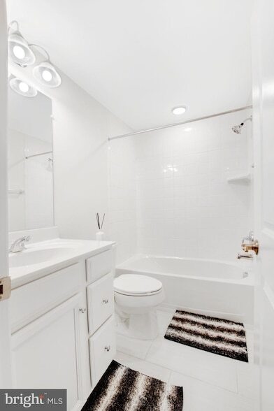 Building Photo - 3805 Richmond Run