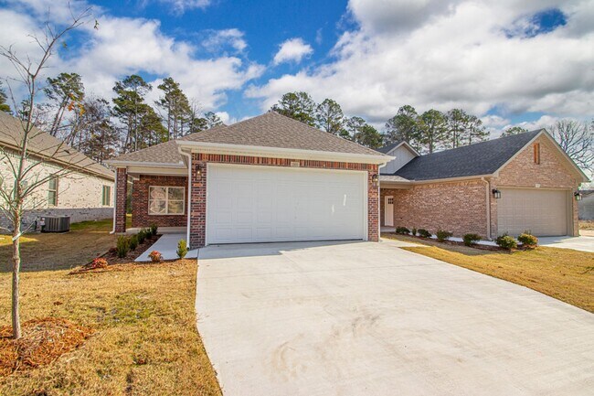 Building Photo - West Little Rock - 1500 SqFt New Constuction 3 Bed 2 Bath off Kanis Road