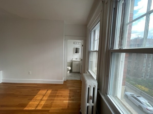 Building Photo - 50 Englewood Ave