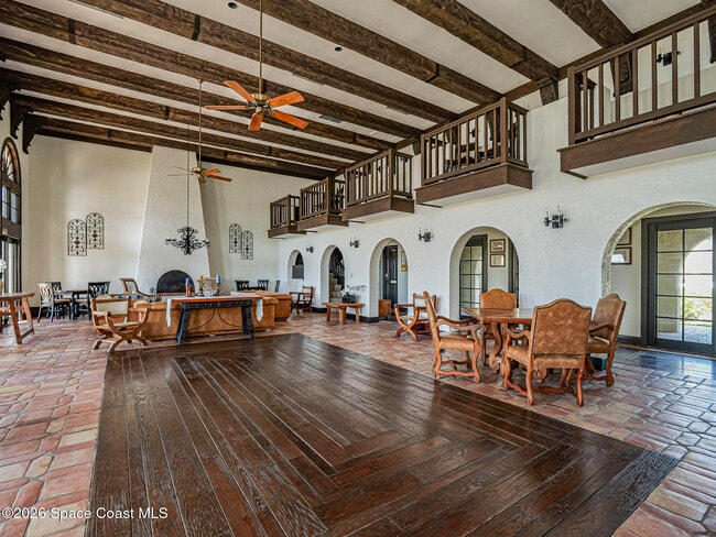 Building Photo - 5151-5A1a Jimmy Buffett Mem Hwy