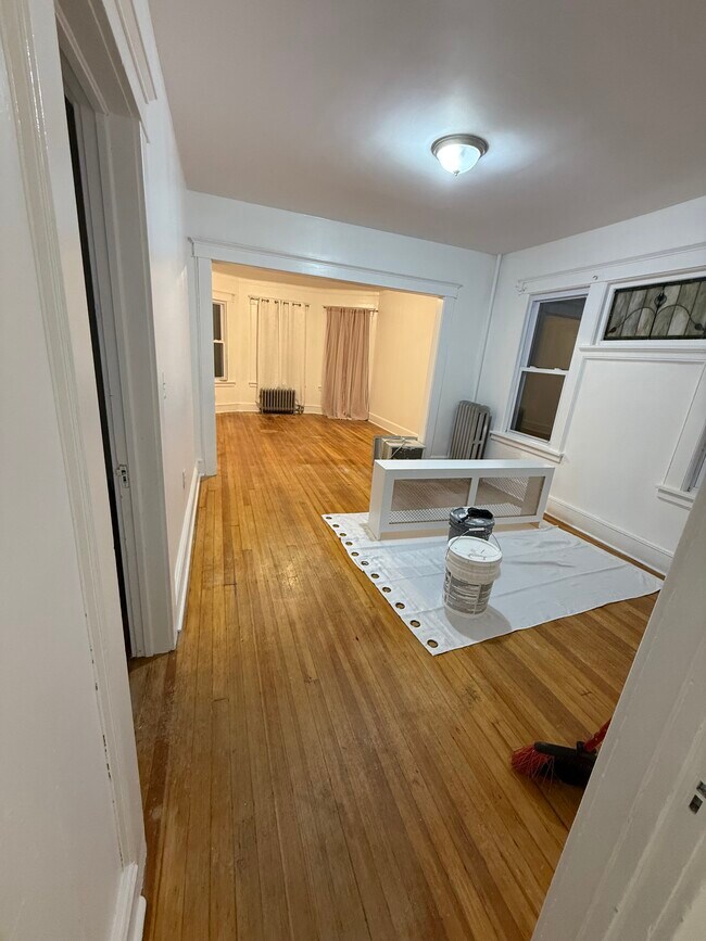 Building Photo - 16 N 7th St