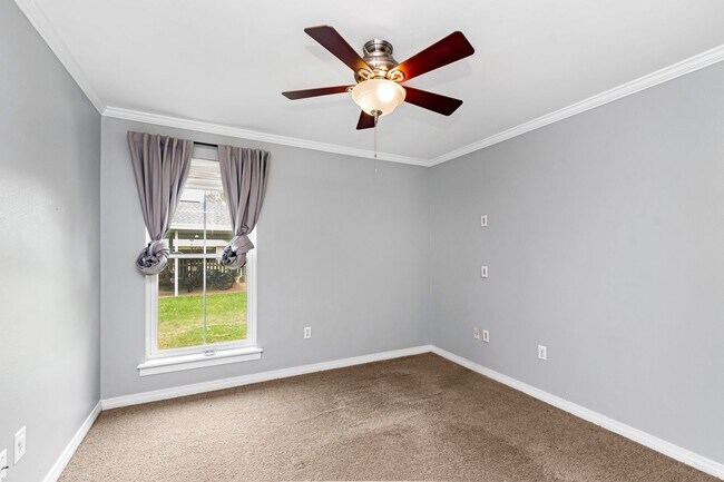 Building Photo - 3 Bedroom House located of Perkins Near Highland Rd. | Fenced Yard