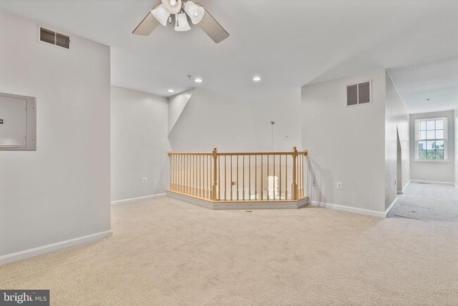 Building Photo - 13107 Millhaven Pl