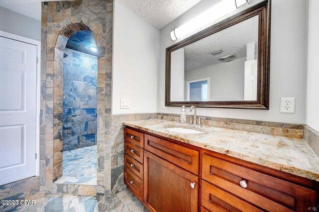 Building Photo - Woodlawn is one of the area's most sought after communities