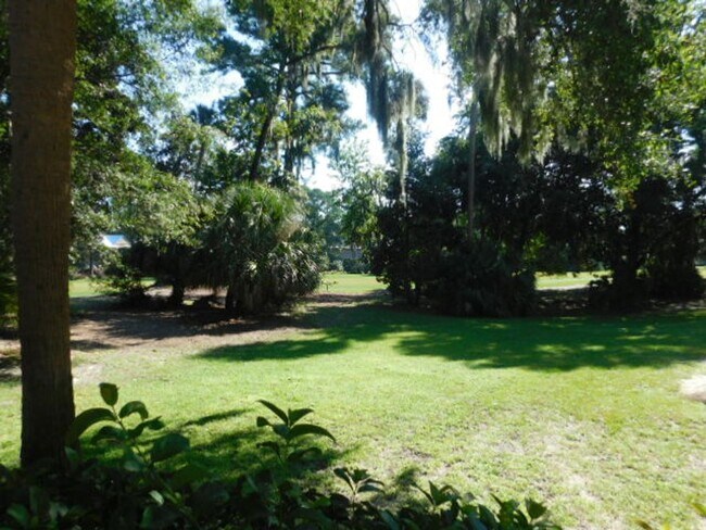 Building Photo - 113 Shipyard Dr