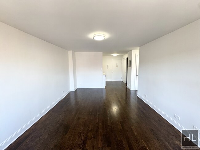 Building Photo - East 16 Avenue