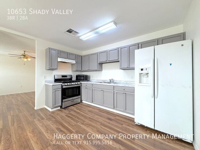 Building Photo - 10653 Shady Valley Dr