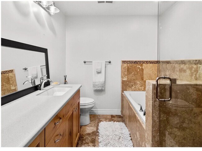 Building Photo - Olympus Cove Home Tucked In to the Benches! Near Park, Schools, Hiking and Skiing!