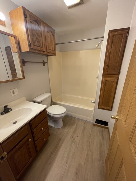 Building Photo - 108 Hamilton Pl