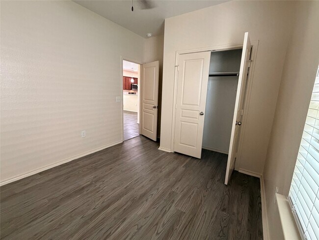 Building Photo - 4622 Champions Landing Dr