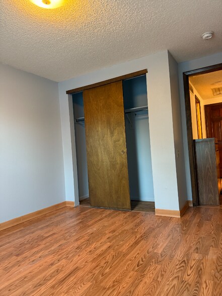 Building Photo - 3513 W 102nd Pl